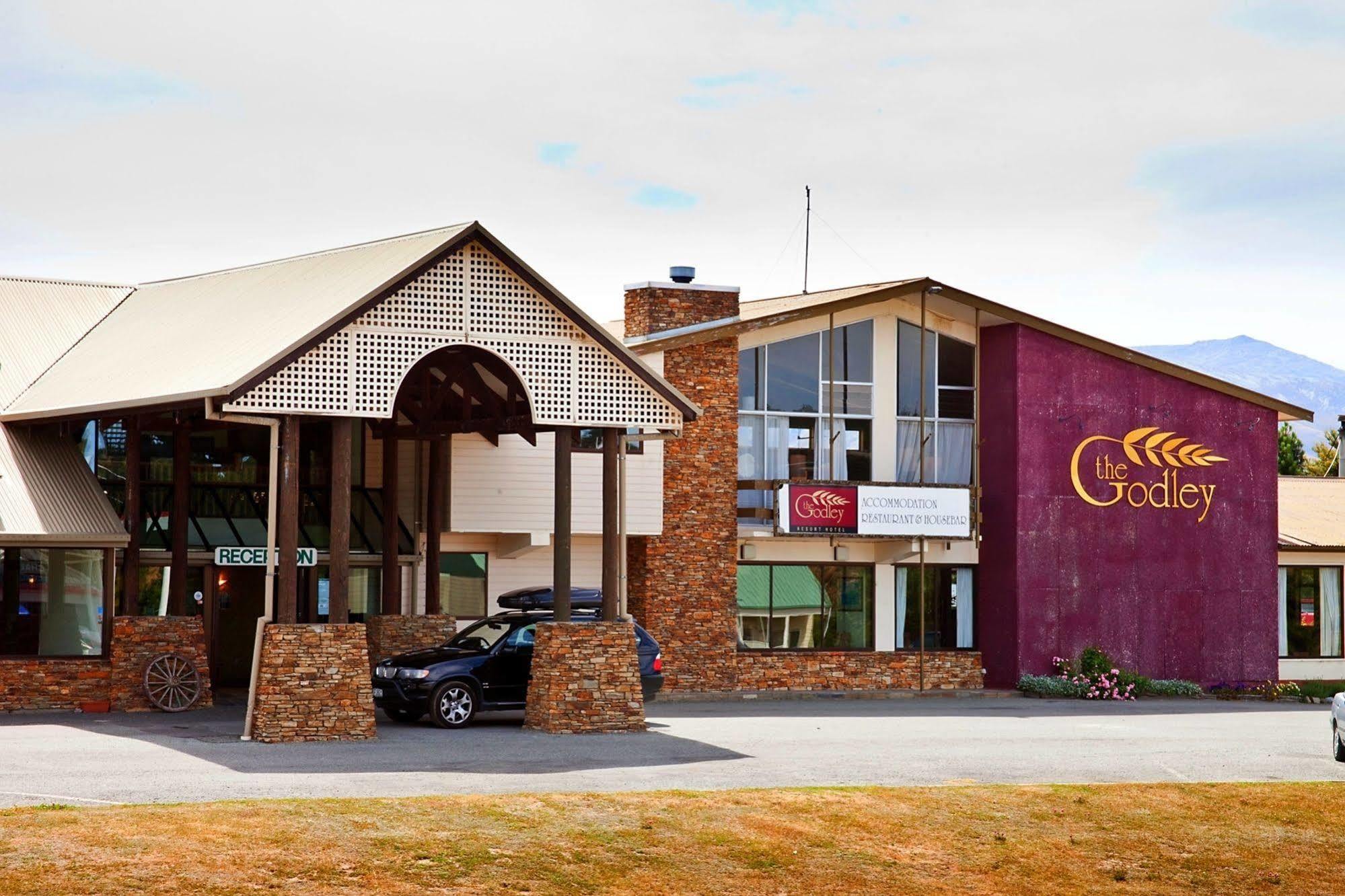 The Godley Hotel Лейк Текапо Екстериор снимка